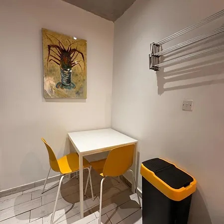 Paceville 2b - Cozy With Kitchen - Ac - Wifi Apartmán