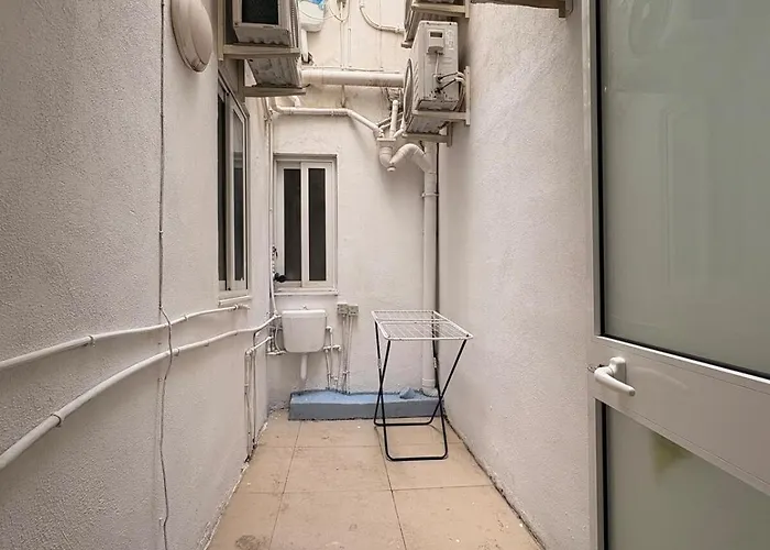 Paceville 2b - Cozy With Kitchen - Ac - Wifi شقة سانت جوليان